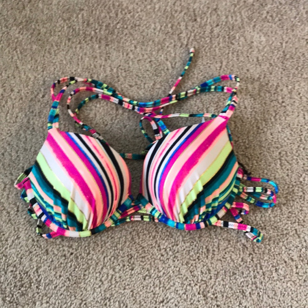 Bikini top